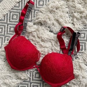 VS Bra NWT
